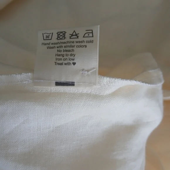 NWOT OFFON V-neck Linen JUMPSUIT - Picture 8 of 13